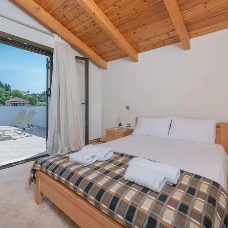 V And H House - Cozy & Ideal For Families, By Zantewize Nyaraló *